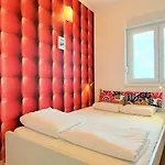 Apartman Nicolas - & Sea 10m Away - Amazing Sea View! *