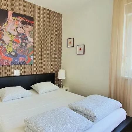 Nicolas - & Sea 10m Away - Amazing Sea View! Apartment *